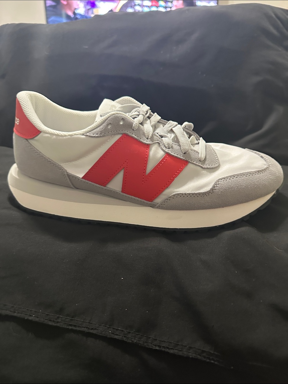 New balance 237 red white brand new